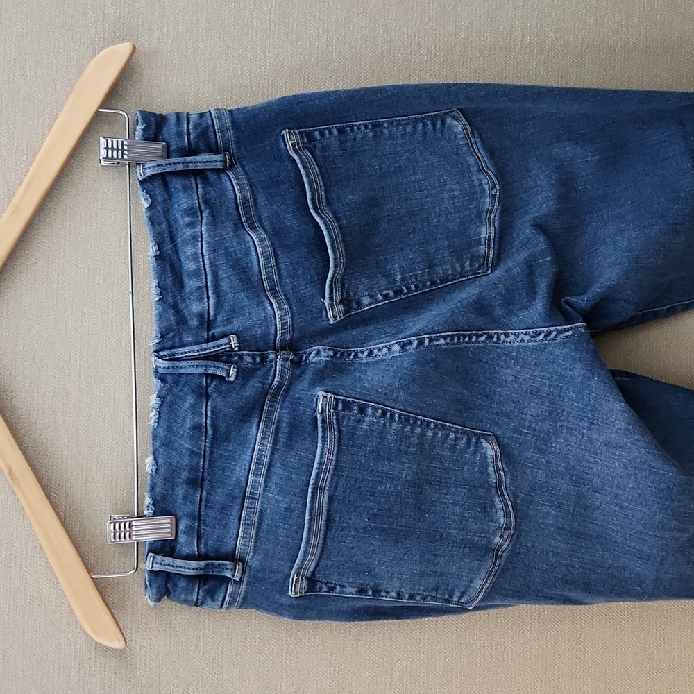 Good American Jean's Size 14 - Picture 6 of 16